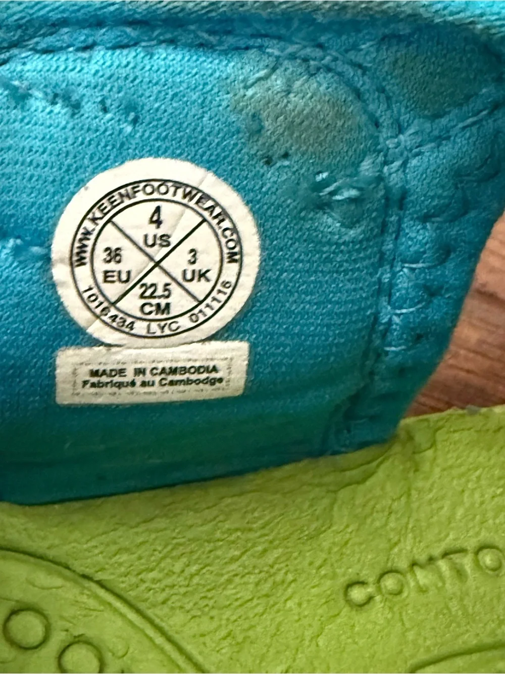 Keen Kids’ Sea Camp II Black Sandals with Teal and Lime Accents-Size 4